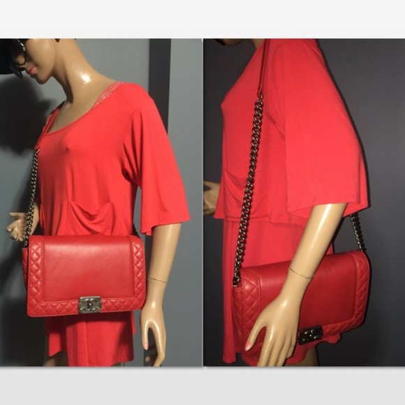 Authentic Chanel  Lambskin Medium Boy Reverso Flap - Picture 7 of 10